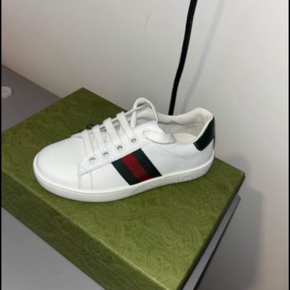 Gucci shoes